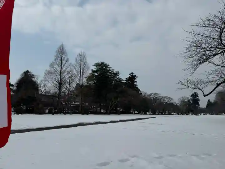 鶴岡護国神社の{uncategorized: "未分類", other: "その他", undefined: "問題あり", building: "その他建物", grave: "お墓", sacred_gate: "鳥居", guardian: "狛犬", statue: "像", buddha: "仏像", history: "歴史", nature: "自然", garden: "庭園", animal: "動物", pagoda: "塔", temizu: "手水舎", mountain_gate: "山門・神門", sanctuary: "本殿・本堂", subordinate: "末社・摂社", art: "芸術", scenery: "景色", jizo: "地蔵", ema: "絵馬", goshuin: "御朱印", omikuji: "おみくじ", items: "授与品その他", amulet: "お守り", goshuincho: "御朱印帳", eats: "食事", festival: "お祭り", votive_dance: "神楽", shichigosan: "七五三参", wedding: "結婚式", experience: "体験その他", initially: "初詣", around: "周辺", anti_infection: "感染症対策"}
