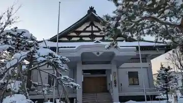光明寺の本殿・本堂