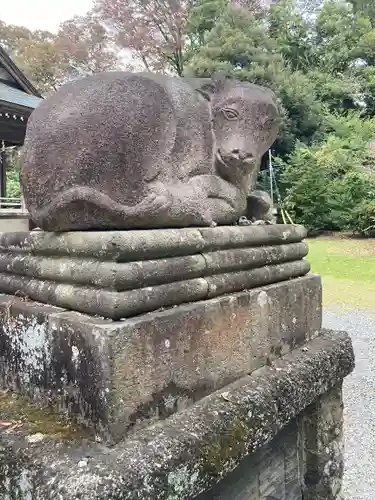 朝日森天満宮の像