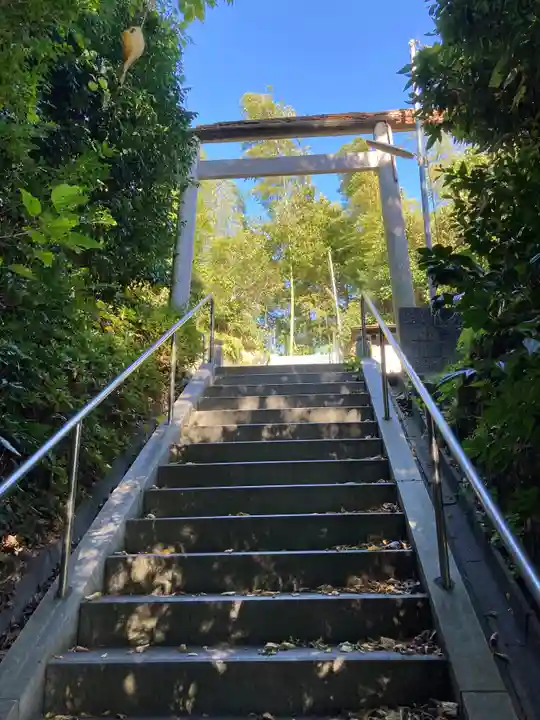 岡本神社の鳥居