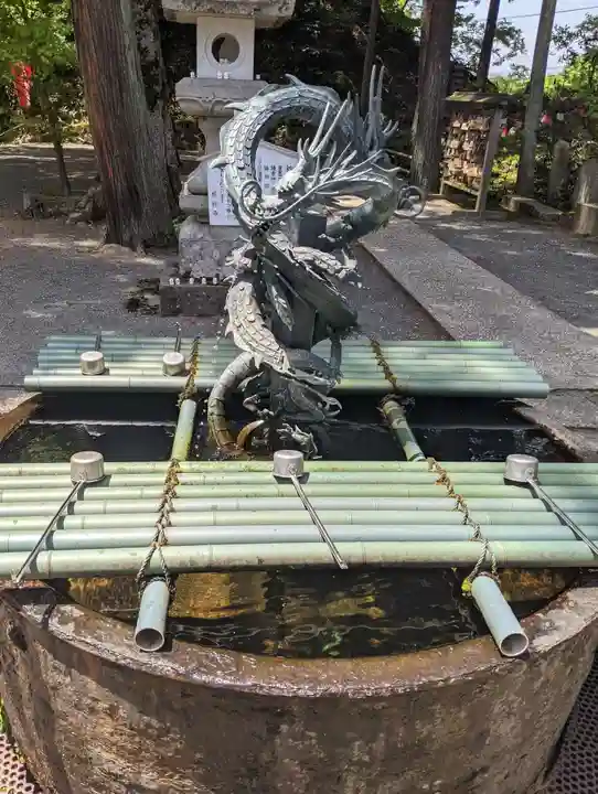 成相寺の手水舎