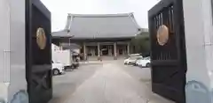 東本願寺の山門