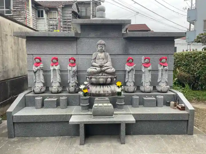 東淵寺の{uncategorized: "未分類", other: "その他", undefined: "問題あり", building: "その他建物", grave: "お墓", sacred_gate: "鳥居", guardian: "狛犬", statue: "像", buddha: "仏像", history: "歴史", nature: "自然", garden: "庭園", animal: "動物", pagoda: "塔", temizu: "手水舎", mountain_gate: "山門・神門", sanctuary: "本殿・本堂", subordinate: "末社・摂社", art: "芸術", scenery: "景色", jizo: "地蔵", ema: "絵馬", goshuin: "御朱印", omikuji: "おみくじ", items: "授与品その他", amulet: "お守り", goshuincho: "御朱印帳", eats: "食事", festival: "お祭り", votive_dance: "神楽", shichigosan: "七五三参", wedding: "結婚式", experience: "体験その他", initially: "初詣", around: "周辺", anti_infection: "感染症対策"}