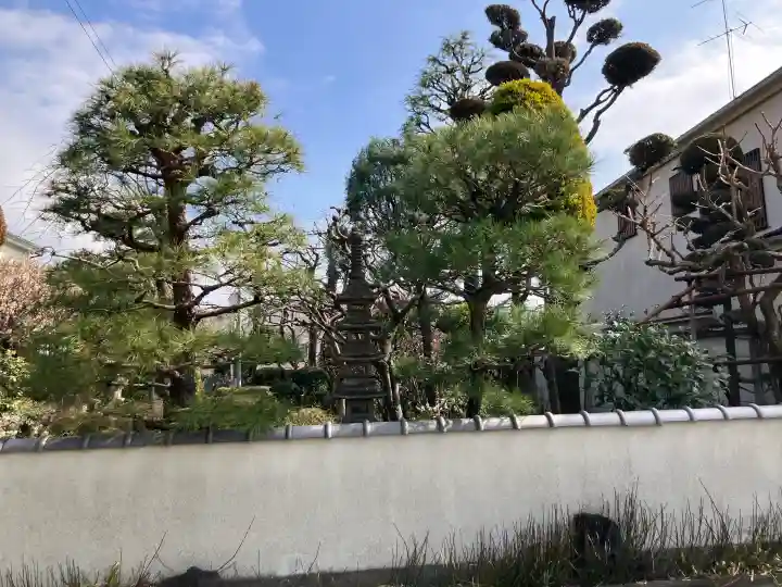 正泉寺の{uncategorized: "未分類", other: "その他", undefined: "問題あり", building: "その他建物", grave: "お墓", sacred_gate: "鳥居", guardian: "狛犬", statue: "像", buddha: "仏像", history: "歴史", nature: "自然", garden: "庭園", animal: "動物", pagoda: "塔", temizu: "手水舎", mountain_gate: "山門・神門", sanctuary: "本殿・本堂", subordinate: "末社・摂社", art: "芸術", scenery: "景色", jizo: "地蔵", ema: "絵馬", goshuin: "御朱印", omikuji: "おみくじ", items: "授与品その他", amulet: "お守り", goshuincho: "御朱印帳", eats: "食事", festival: "お祭り", votive_dance: "神楽", shichigosan: "七五三参", wedding: "結婚式", experience: "体験その他", initially: "初詣", around: "周辺", anti_infection: "感染症対策"}
