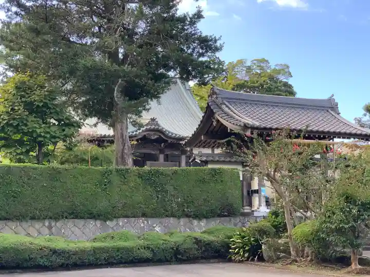 大室山龍渓院の本殿・本堂