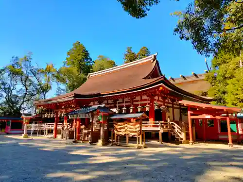 石上神宮の本殿