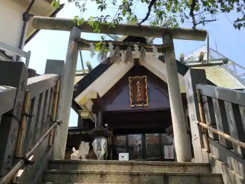 元三島神社の鳥居