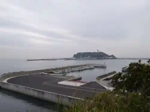 小動神社の景色