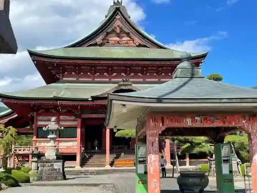 甲斐善光寺の本殿