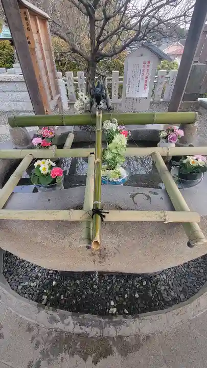 本牧神社の手水舎