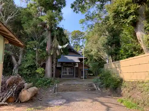 八幡神社の本殿・本堂