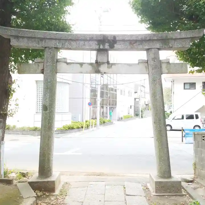 八幡神社の鳥居
