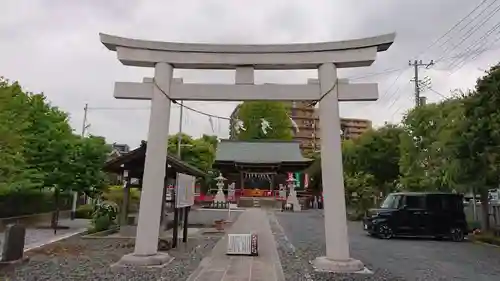 朝日氷川神社の鳥居