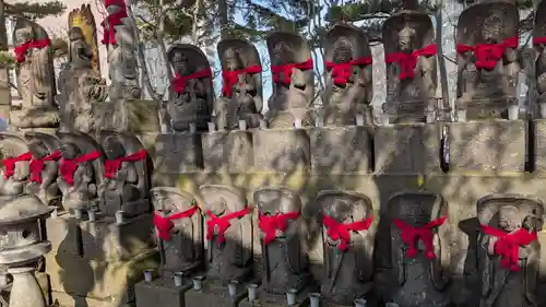 成田山大照寺の地蔵