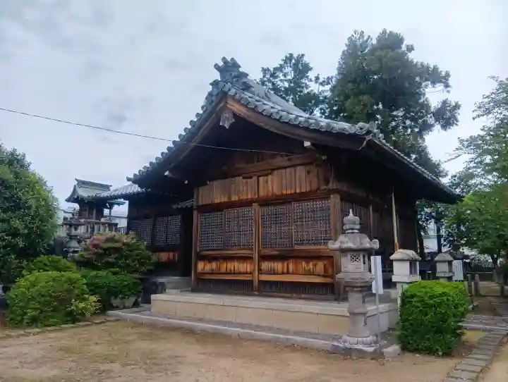 五霊神社の{uncategorized: "未分類", other: "その他", undefined: "問題あり", building: "その他建物", grave: "お墓", sacred_gate: "鳥居", guardian: "狛犬", statue: "像", buddha: "仏像", history: "歴史", nature: "自然", garden: "庭園", animal: "動物", pagoda: "塔", temizu: "手水舎", mountain_gate: "山門・神門", sanctuary: "本殿・本堂", subordinate: "末社・摂社", art: "芸術", scenery: "景色", jizo: "地蔵", ema: "絵馬", goshuin: "御朱印", omikuji: "おみくじ", items: "授与品その他", amulet: "お守り", goshuincho: "御朱印帳", eats: "食事", festival: "お祭り", votive_dance: "神楽", shichigosan: "七五三参", wedding: "結婚式", experience: "体験その他", initially: "初詣", around: "周辺", anti_infection: "感染症対策"}