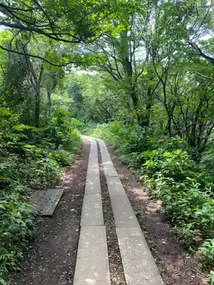 彌彦神社奥宮（御神廟）(新潟県)