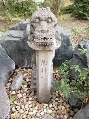 飯香岡八幡宮の手水舎