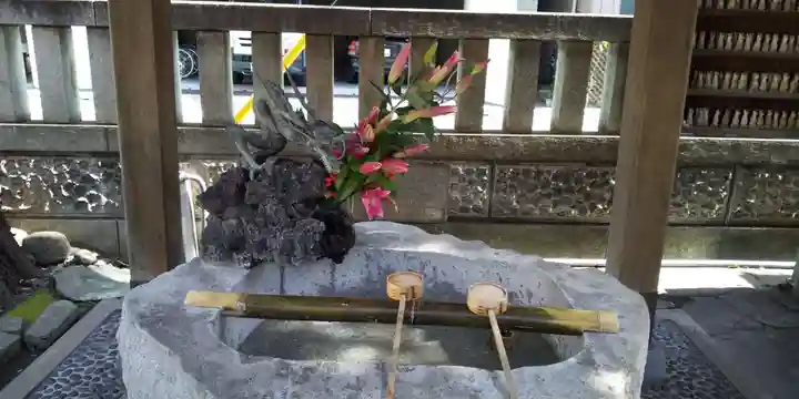 三島神社の手水舎