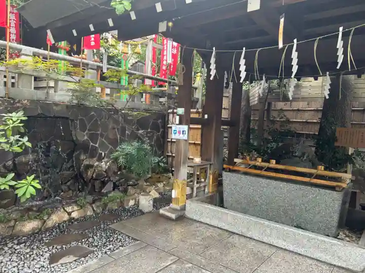 東京大神宮の手水舎
