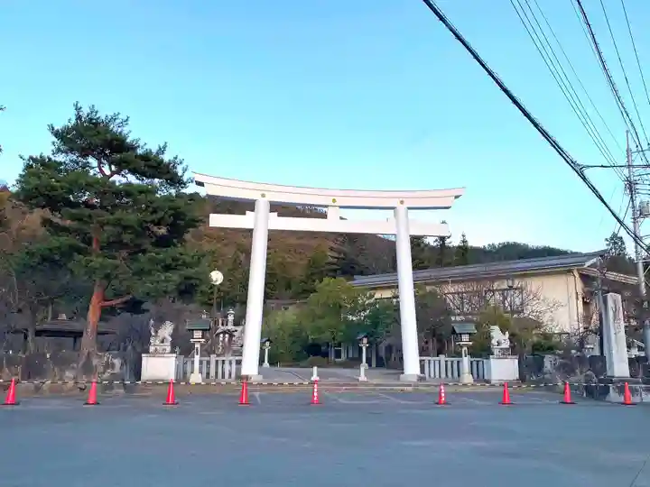 山梨縣護國神社の鳥居