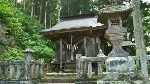 八龍神社の本殿・本堂