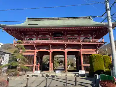 甲斐善光寺の山門・神門