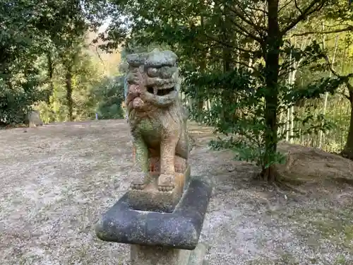 金刀比羅神社の狛犬