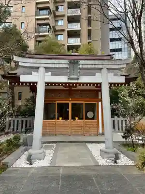 葺城稲荷神社の{uncategorized: "未分類", other: "その他", undefined: "問題あり", building: "その他建物", grave: "お墓", sacred_gate: "鳥居", guardian: "狛犬", statue: "像", buddha: "仏像", history: "歴史", nature: "自然", garden: "庭園", animal: "動物", pagoda: "塔", temizu: "手水舎", mountain_gate: "山門・神門", sanctuary: "本殿・本堂", subordinate: "末社・摂社", art: "芸術", scenery: "景色", jizo: "地蔵", ema: "絵馬", goshuin: "御朱印", omikuji: "おみくじ", items: "授与品その他", amulet: "お守り", goshuincho: "御朱印帳", eats: "食事", festival: "お祭り", votive_dance: "神楽", shichigosan: "七五三参", wedding: "結婚式", experience: "体験その他", initially: "初詣", around: "周辺", anti_infection: "感染症対策"}