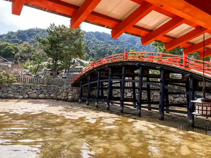 厳島神社(広島県)