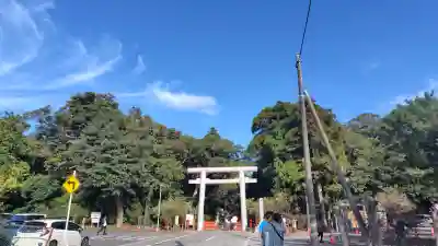 息栖神社の{uncategorized: "未分類", other: "その他", undefined: "問題あり", building: "その他建物", grave: "お墓", sacred_gate: "鳥居", guardian: "狛犬", statue: "像", buddha: "仏像", history: "歴史", nature: "自然", garden: "庭園", animal: "動物", pagoda: "塔", temizu: "手水舎", mountain_gate: "山門・神門", sanctuary: "本殿・本堂", subordinate: "末社・摂社", art: "芸術", scenery: "景色", jizo: "地蔵", ema: "絵馬", goshuin: "御朱印", omikuji: "おみくじ", items: "授与品その他", amulet: "お守り", goshuincho: "御朱印帳", eats: "食事", festival: "お祭り", votive_dance: "神楽", shichigosan: "七五三参", wedding: "結婚式", experience: "体験その他", initially: "初詣", around: "周辺", anti_infection: "感染症対策"}