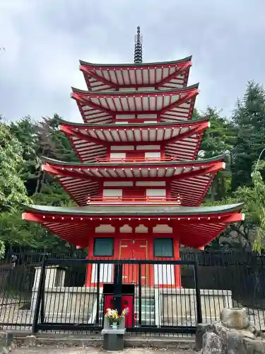 新倉富士浅間神社(山梨県)