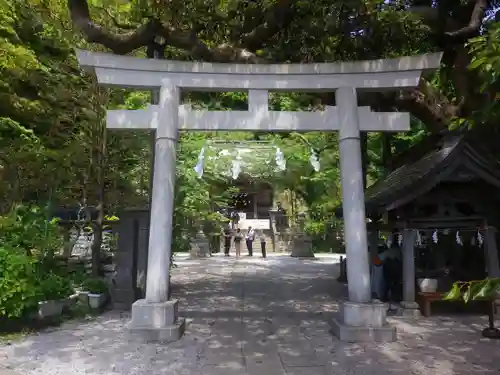 御霊神社の鳥居