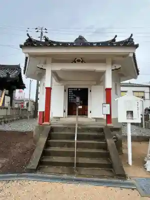 西大寺の{uncategorized: "未分類", other: "その他", undefined: "問題あり", building: "その他建物", grave: "お墓", sacred_gate: "鳥居", guardian: "狛犬", statue: "像", buddha: "仏像", history: "歴史", nature: "自然", garden: "庭園", animal: "動物", pagoda: "塔", temizu: "手水舎", mountain_gate: "山門・神門", sanctuary: "本殿・本堂", subordinate: "末社・摂社", art: "芸術", scenery: "景色", jizo: "地蔵", ema: "絵馬", goshuin: "御朱印", omikuji: "おみくじ", items: "授与品その他", amulet: "お守り", goshuincho: "御朱印帳", eats: "食事", festival: "お祭り", votive_dance: "神楽", shichigosan: "七五三参", wedding: "結婚式", experience: "体験その他", initially: "初詣", around: "周辺", anti_infection: "感染症対策"}