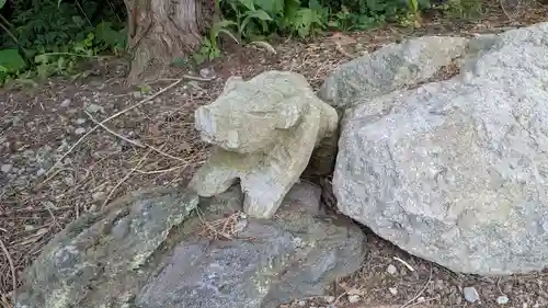 留寿都神社の像