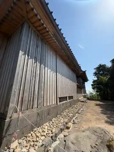 英彦山神宮御本社（上宮）の{uncategorized: "未分類", other: "その他", undefined: "問題あり", building: "その他建物", grave: "お墓", sacred_gate: "鳥居", guardian: "狛犬", statue: "像", buddha: "仏像", history: "歴史", nature: "自然", garden: "庭園", animal: "動物", pagoda: "塔", temizu: "手水舎", mountain_gate: "山門・神門", sanctuary: "本殿・本堂", subordinate: "末社・摂社", art: "芸術", scenery: "景色", jizo: "地蔵", ema: "絵馬", goshuin: "御朱印", omikuji: "おみくじ", items: "授与品その他", amulet: "お守り", goshuincho: "御朱印帳", eats: "食事", festival: "お祭り", votive_dance: "神楽", shichigosan: "七五三参", wedding: "結婚式", experience: "体験その他", initially: "初詣", around: "周辺", anti_infection: "感染症対策"}