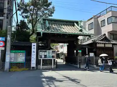 泉岳寺の山門・神門