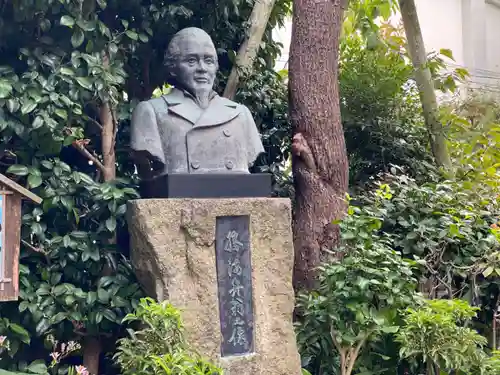 能勢妙見山別院（東京別院）の像