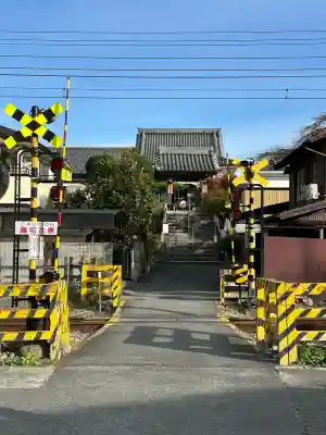 少林寺の{uncategorized: "未分類", other: "その他", undefined: "問題あり", building: "その他建物", grave: "お墓", sacred_gate: "鳥居", guardian: "狛犬", statue: "像", buddha: "仏像", history: "歴史", nature: "自然", garden: "庭園", animal: "動物", pagoda: "塔", temizu: "手水舎", mountain_gate: "山門・神門", sanctuary: "本殿・本堂", subordinate: "末社・摂社", art: "芸術", scenery: "景色", jizo: "地蔵", ema: "絵馬", goshuin: "御朱印", omikuji: "おみくじ", items: "授与品その他", amulet: "お守り", goshuincho: "御朱印帳", eats: "食事", festival: "お祭り", votive_dance: "神楽", shichigosan: "七五三参", wedding: "結婚式", experience: "体験その他", initially: "初詣", around: "周辺", anti_infection: "感染症対策"}