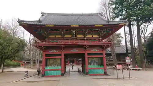 根津神社の山門・神門
