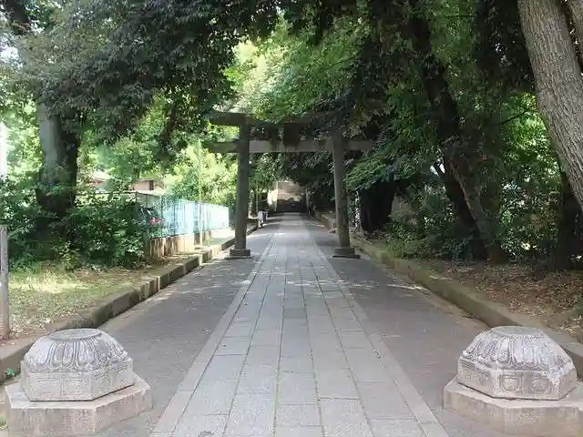 渋谷氷川神社の鳥居