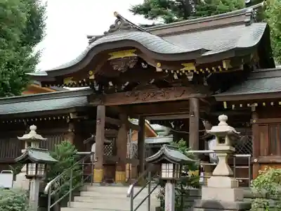 鳩ヶ谷氷川神社の山門・神門