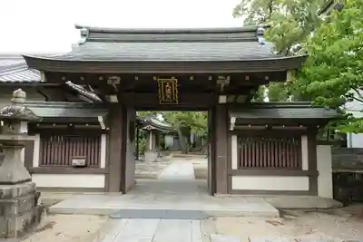 山田神社の山門・神門