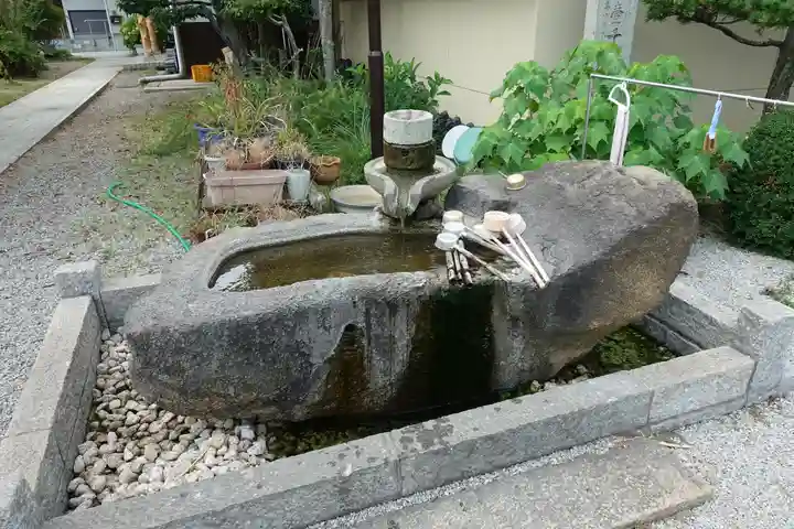 香西寺の手水舎