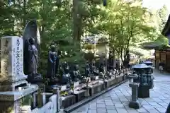 高野山金剛峯寺奥の院(和歌山県)