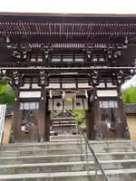 松尾大社の山門・神門