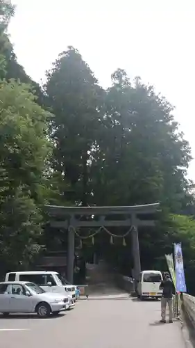 戸隠神社中社の鳥居