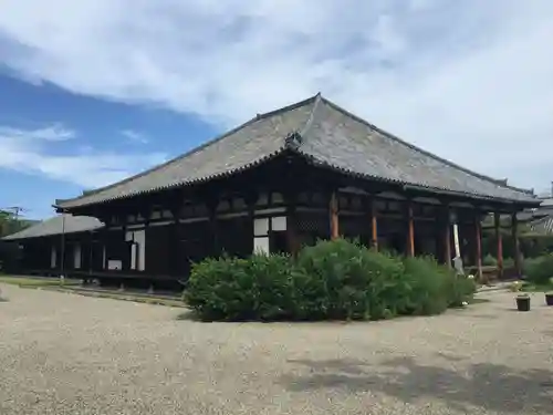 元興寺の本殿・本堂