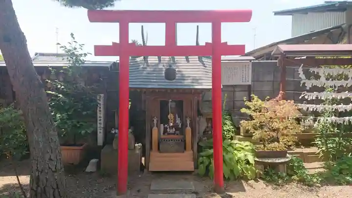 御嶽山神社の末社・摂社