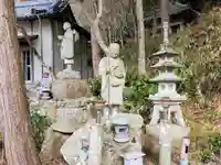 吉祥寺の像