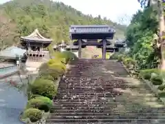 久遠寺の建物その他